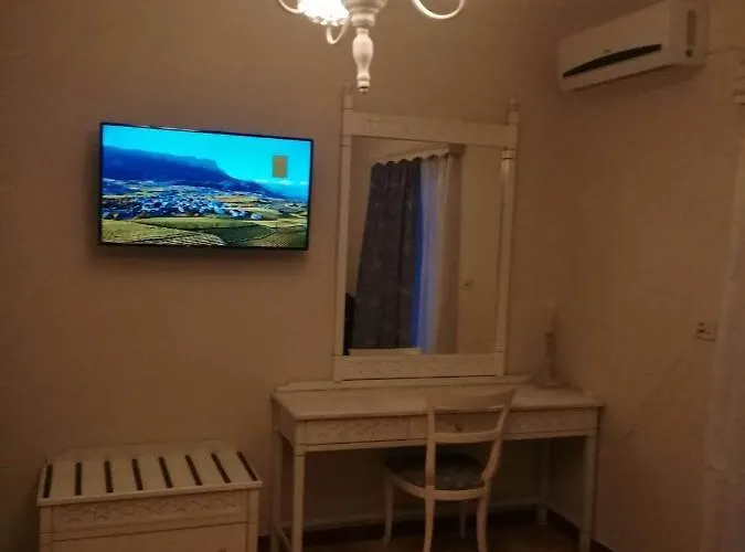 Dionisia 8 Кефалос